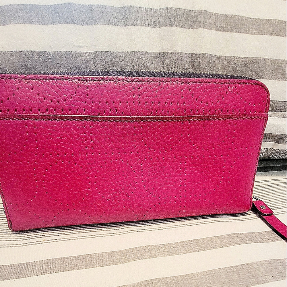 Kate Spade Wallet - Picture 3 of 9